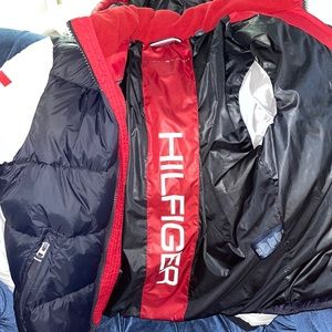 Tommy Hilfiger puffer coat! Size M!